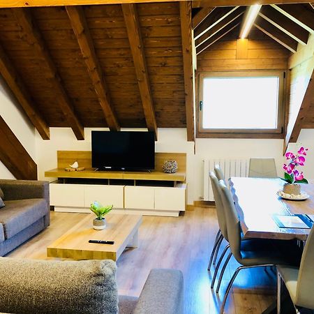 Apartamentos Zabalarena Basoa Orbaiceta Exteriör bild